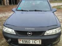 Opel Vectra 1998 СИНИЙ
